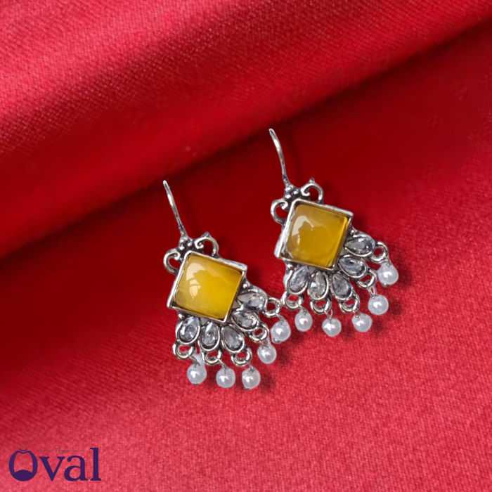Pracheen Kundan Oxidized Hook Earrings (4)