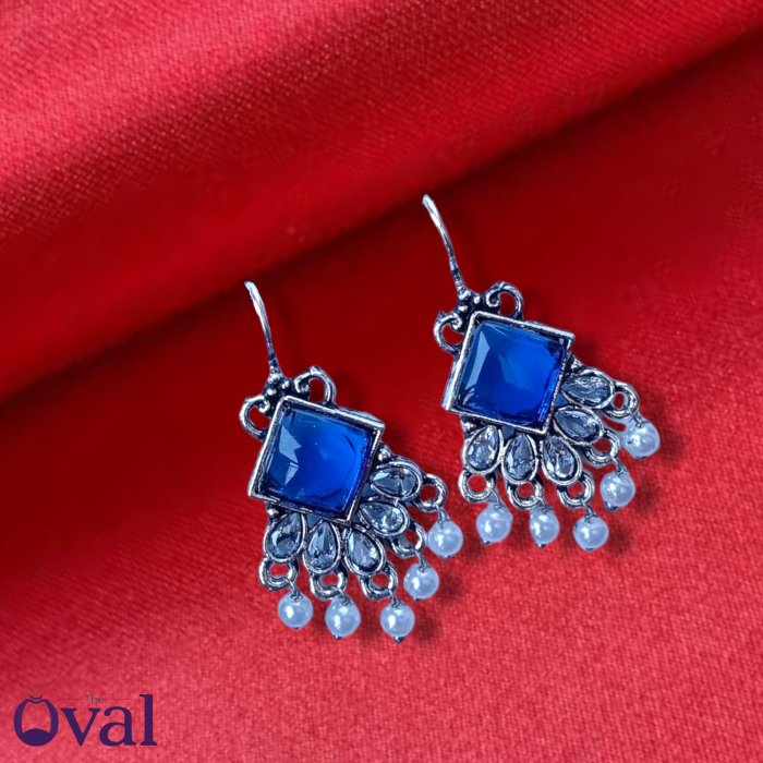 Pracheen Kundan Oxidized Hook Earrings (8)